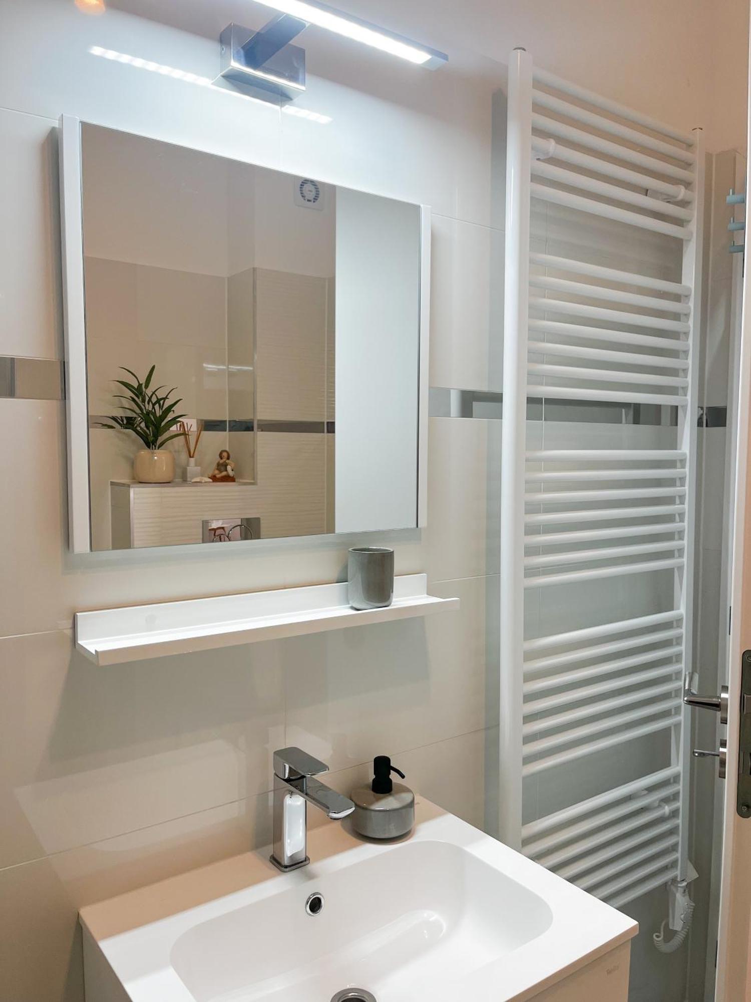 Napsugar Apartman Kestel Dış mekan fotoğraf