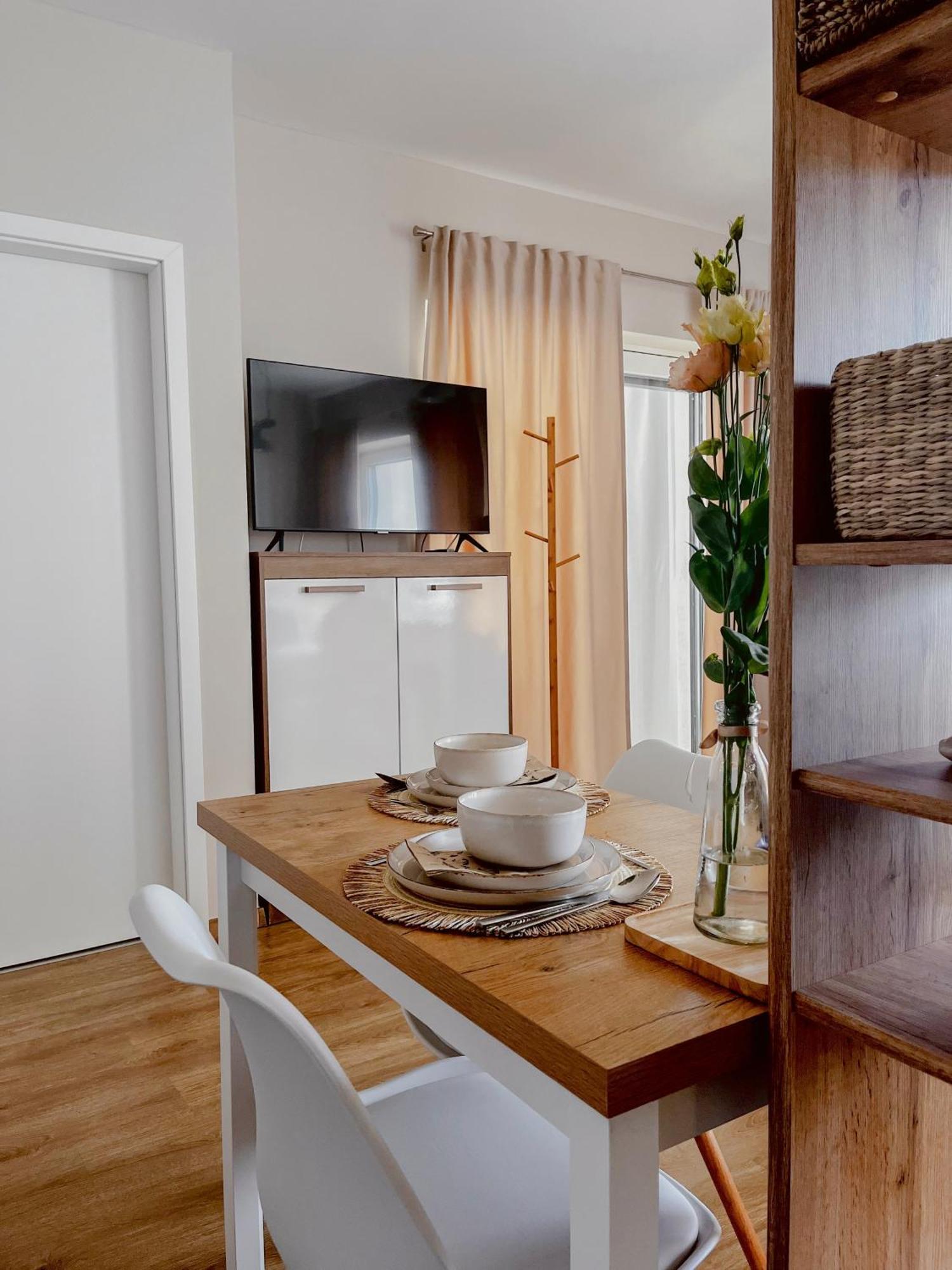 Napsugar Apartman Kestel Dış mekan fotoğraf